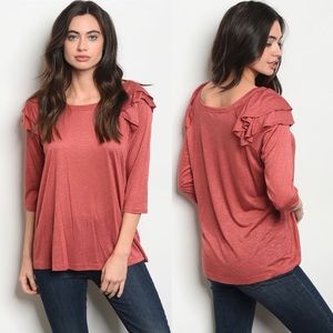 NWT Women’s Ruffle Blouse Top boutique